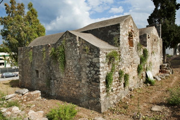 Ιερός ναός Αγίων Ιωάννη Θεολόγου και Νικολάου (Στύλος  Αποκορώνου)